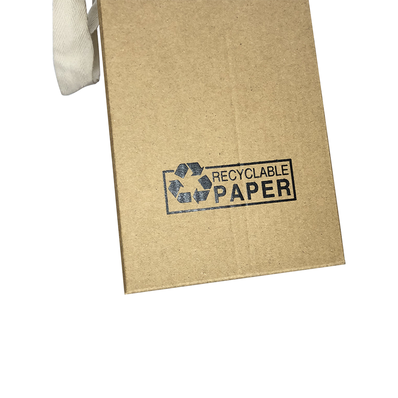 Silk ink printed kraft paper box with carrying string